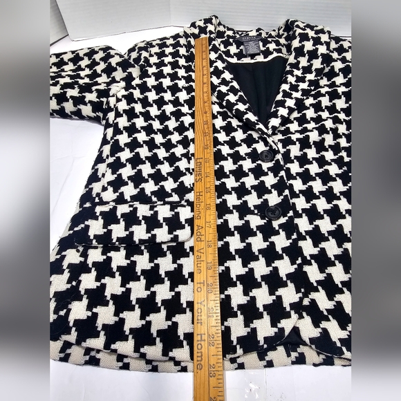 George Black and White Houndstooth Blazer - Picture 2 of 13